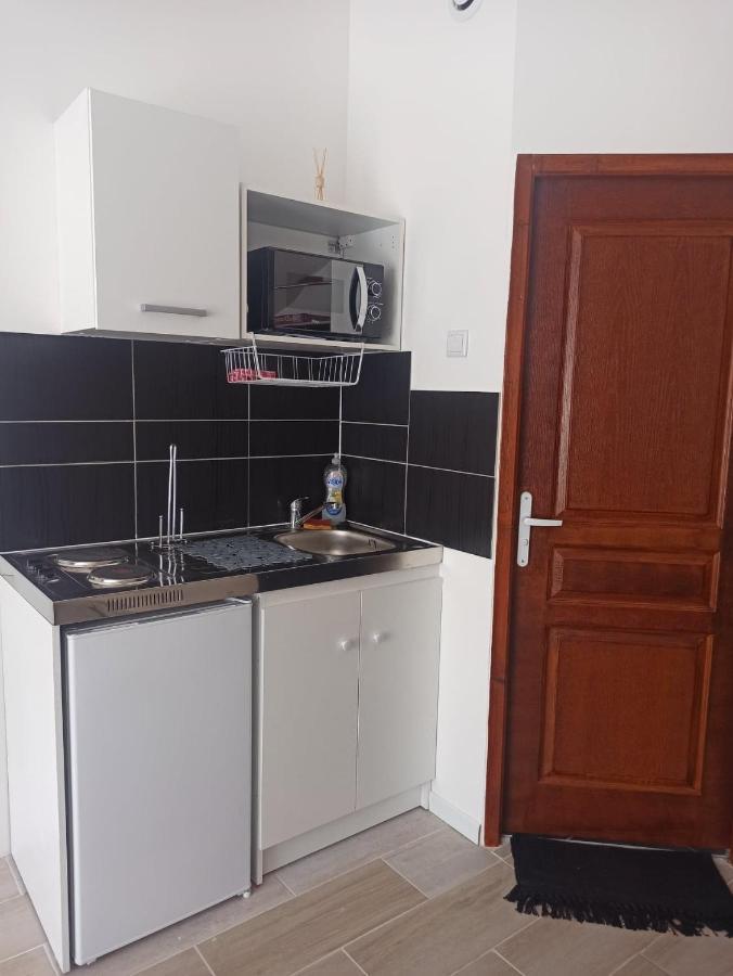 La Pouletterie Apartment โลช ภายนอก รูปภาพ
