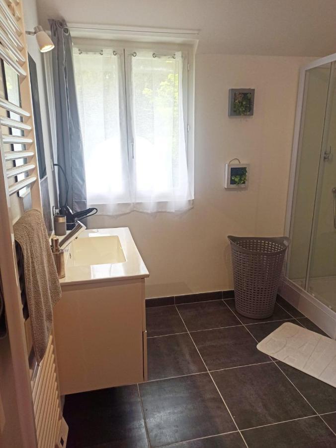 La Pouletterie Apartment โลช ภายนอก รูปภาพ