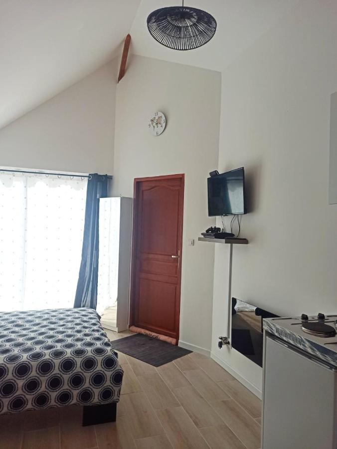 La Pouletterie Apartment โลช ภายนอก รูปภาพ